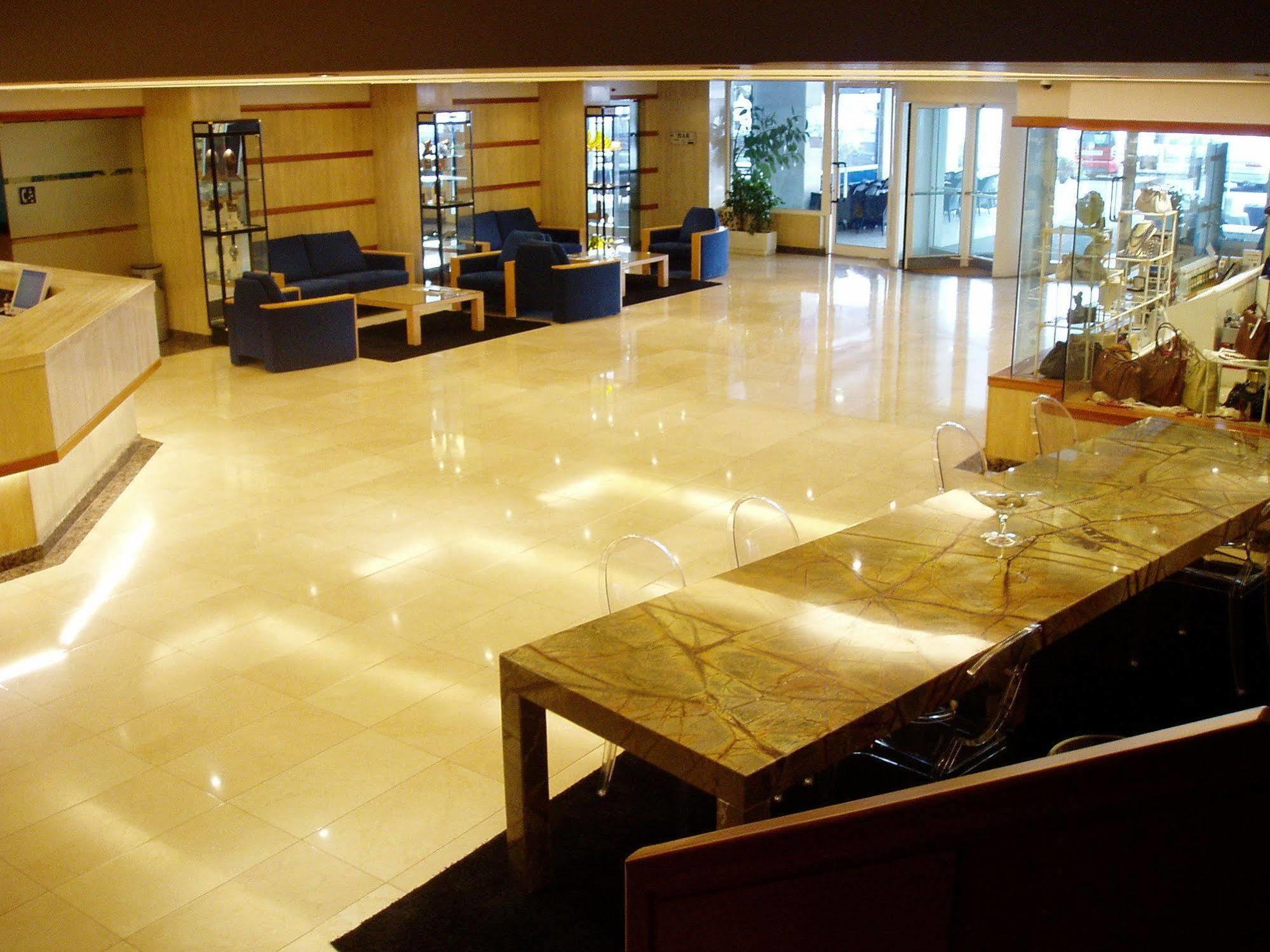 Hotel Chiqui Santander Exterior photo